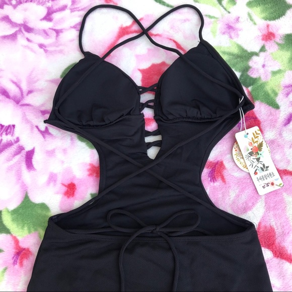 NEW Black Strappy One Piece Swimsuit - Picture 7 of 12